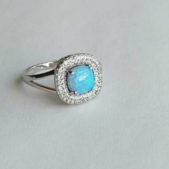 Blue opal CZ pave Halo Sterling silver ring size 8 🆕 - Picture 4 of 7